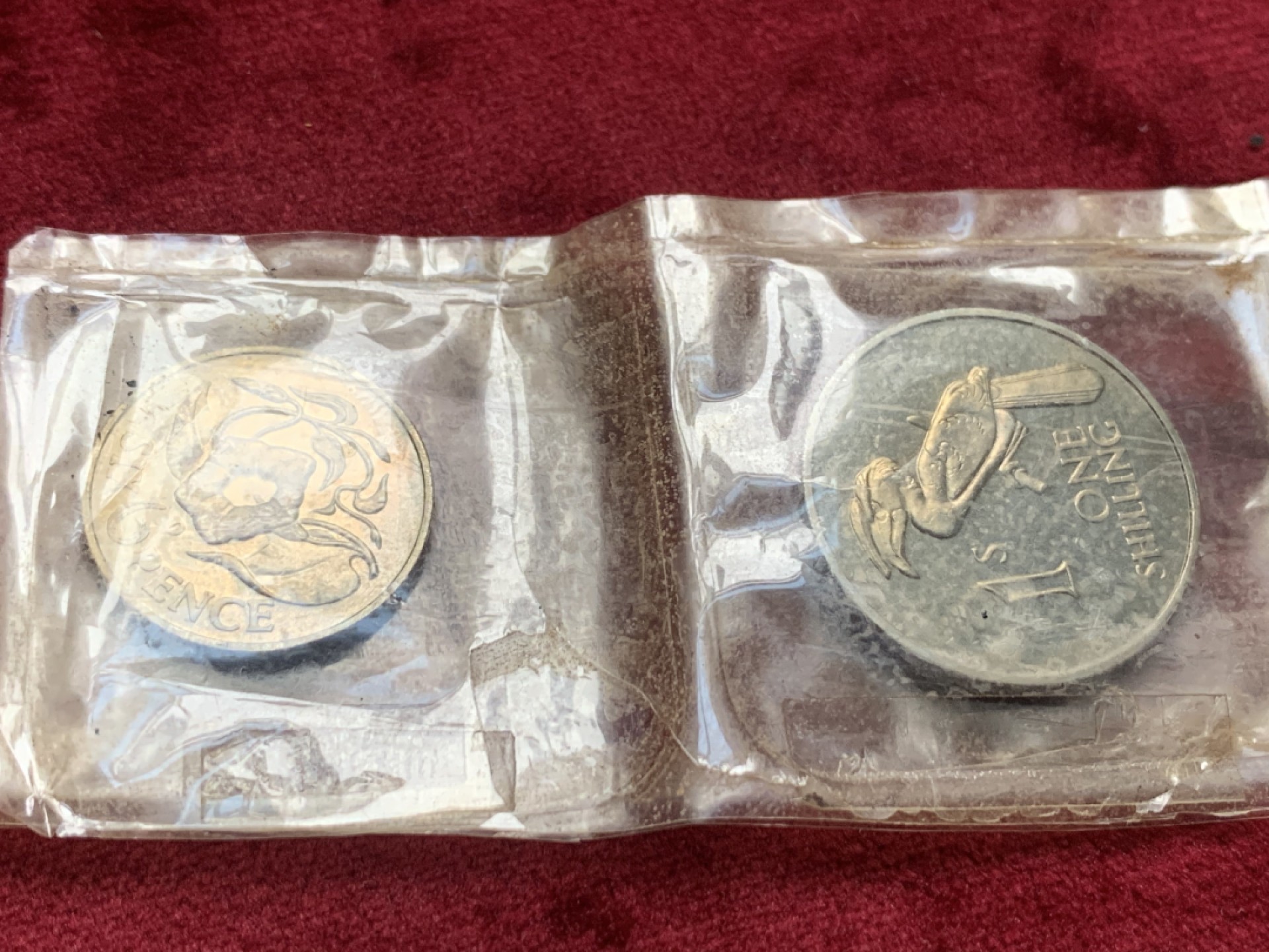 《竞宝斋》第63场-本周日 （全场不限金额包邮） 赞比亚原盒精制套币1964年精制套币独立后首套