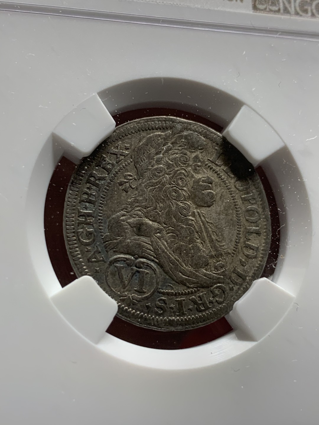 《竞宝斋》第63场-本周日 （全场不限金额包邮） NGC-XF 神罗奥地利 1690年 利奥波得一世 6K 银币 我看是能给分的 但是给了包浆太后环境污染