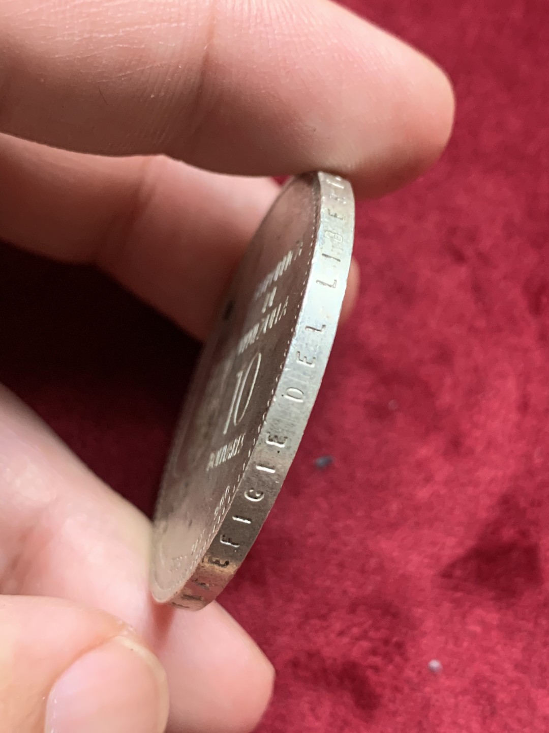 《竞宝斋》第63场-本周日 （全场不限金额包邮） 委内瑞拉 1973年 西蒙玻利瓦尔 10B 大银币 30克 90%银 原光好品