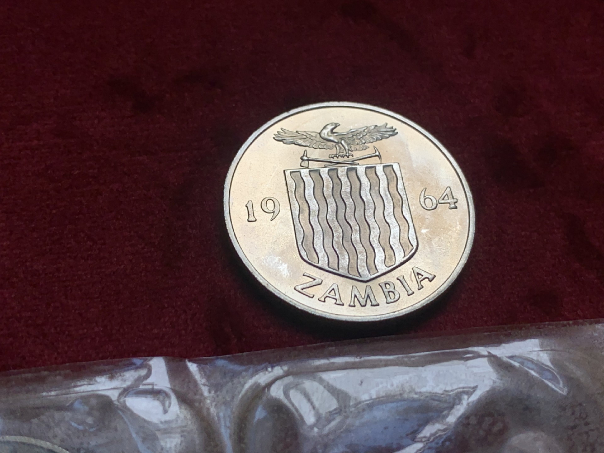 《竞宝斋》第63场-本周日 （全场不限金额包邮） 赞比亚原盒精制套币1964年精制套币独立后首套