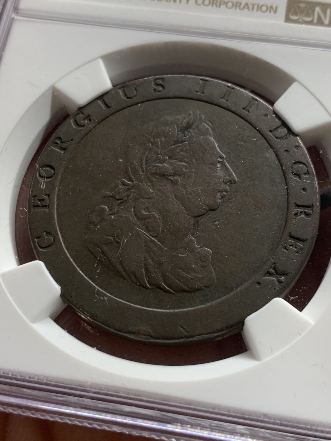 《竞宝斋》第63场-本周日 （全场不限金额包邮） ngc30分 1797年英国乔治三世车轮1便士大铜币，细节尚加无磕碰，上海n低评。