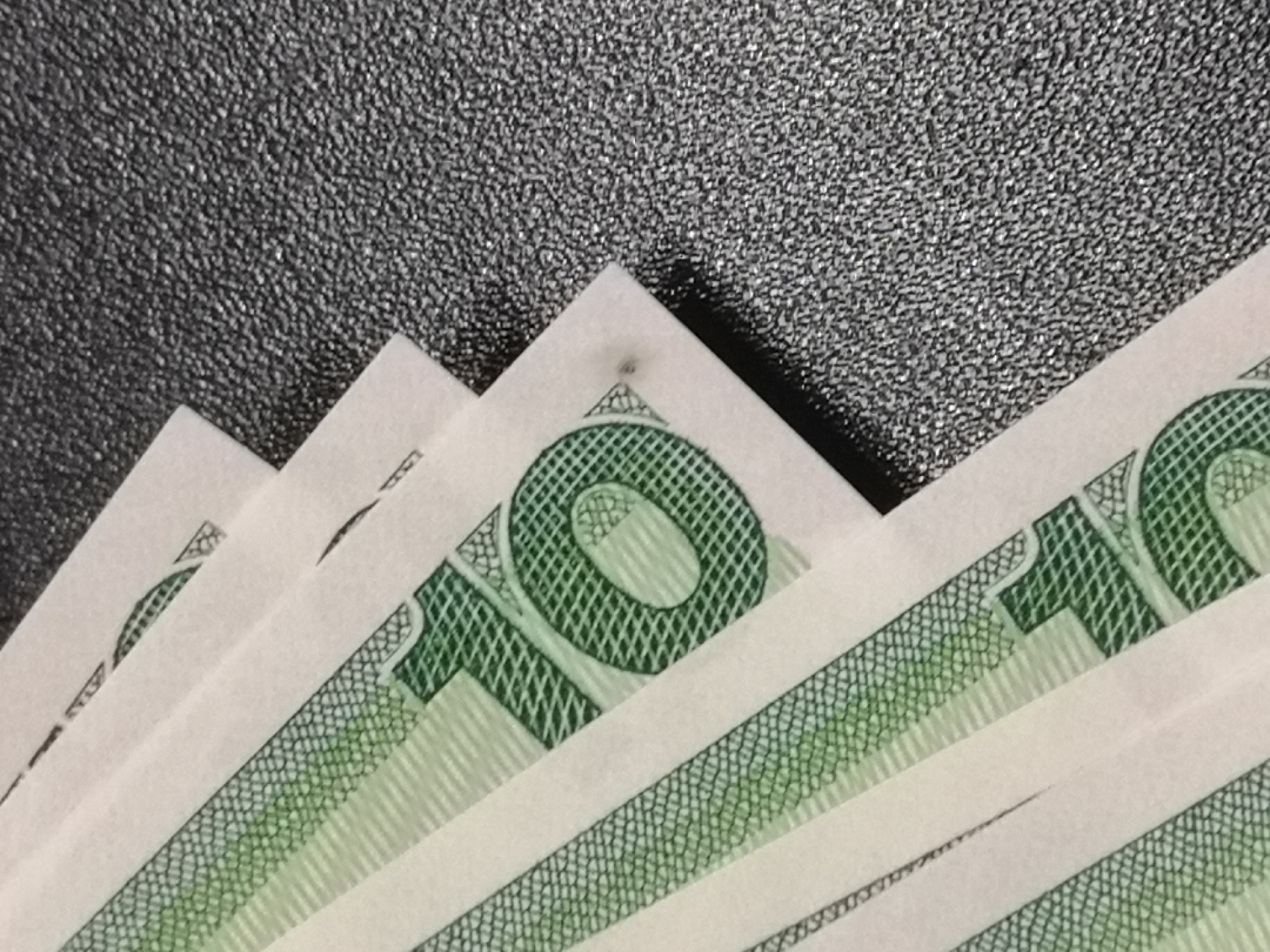 《外钞收藏家》第一百八十一期拍卖 1981年香港渣打银行10元 标准10连 全新只有一张有一个瑕疵