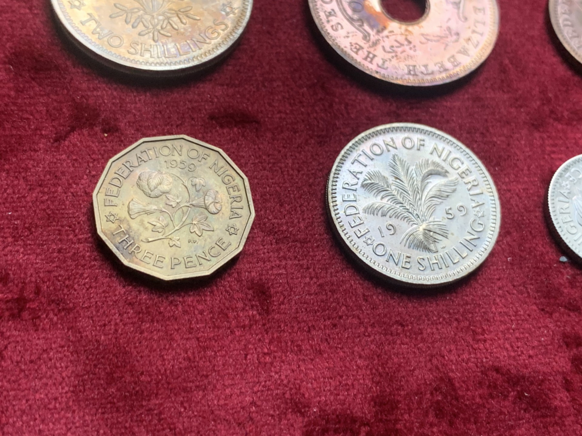 《竞宝斋》第63场-本周日 （全场不限金额包邮） 英属尼日利亚1959年原盒套币伊丽莎白二世在位期间发行