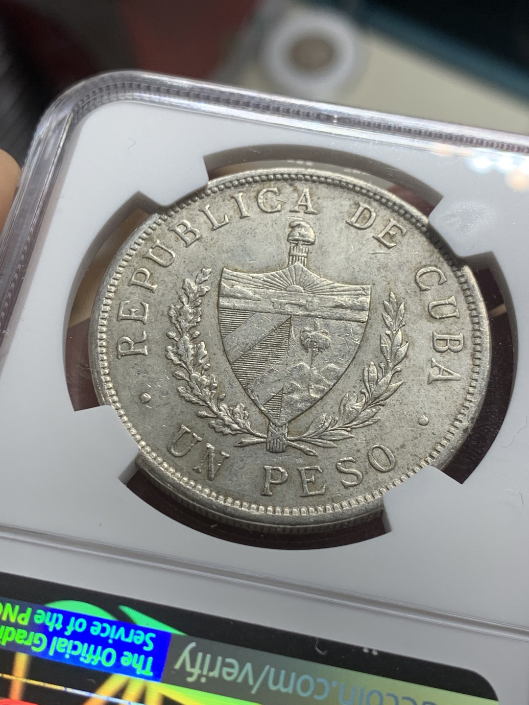 《竞宝斋》第63场-本周日 （全场不限金额包邮） NGC-AU 古巴1934年 1比索大五星 银币 好品原味 这个没给分太可惜了