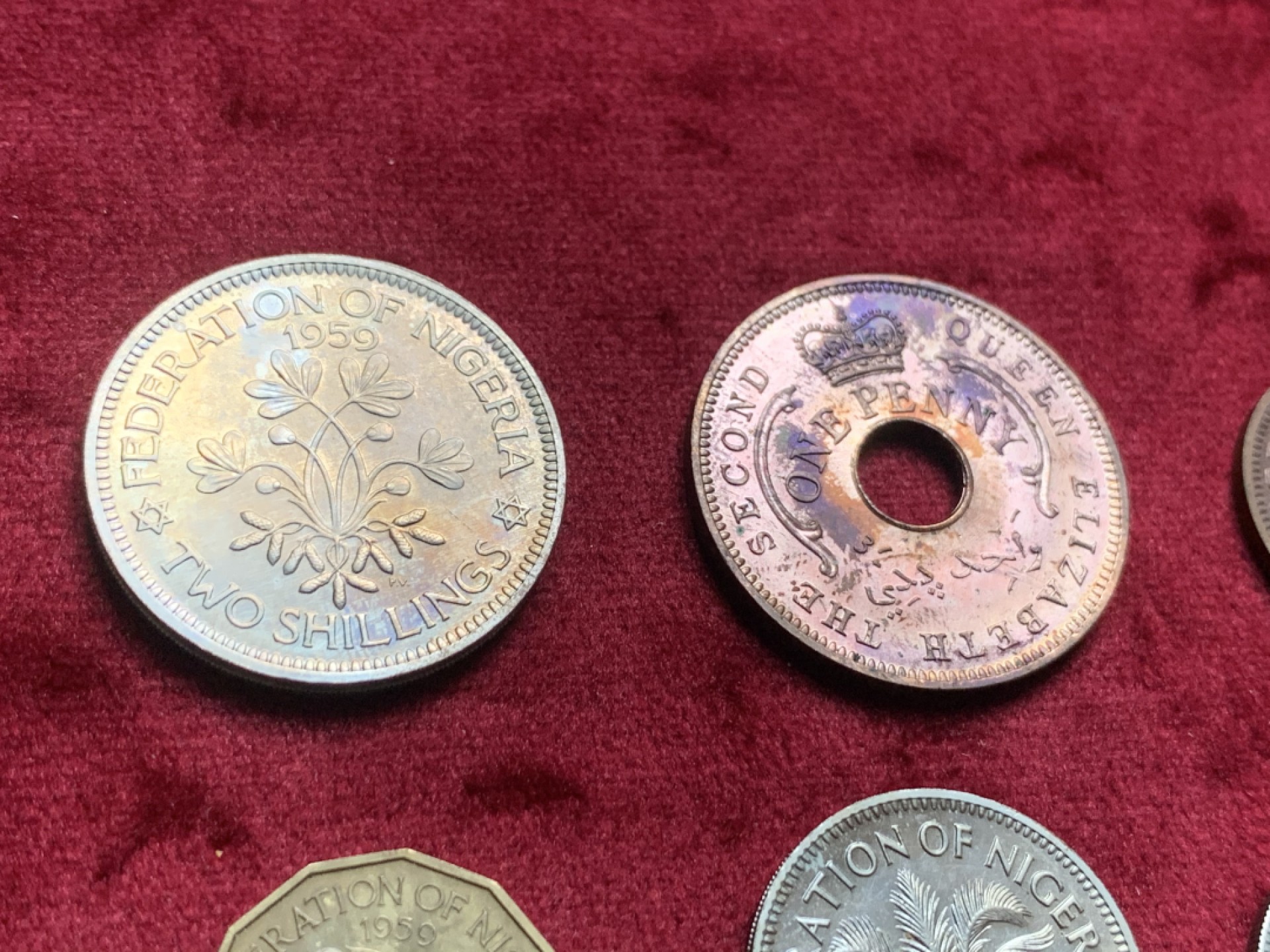 《竞宝斋》第63场-本周日 （全场不限金额包邮） 英属尼日利亚1959年原盒套币伊丽莎白二世在位期间发行