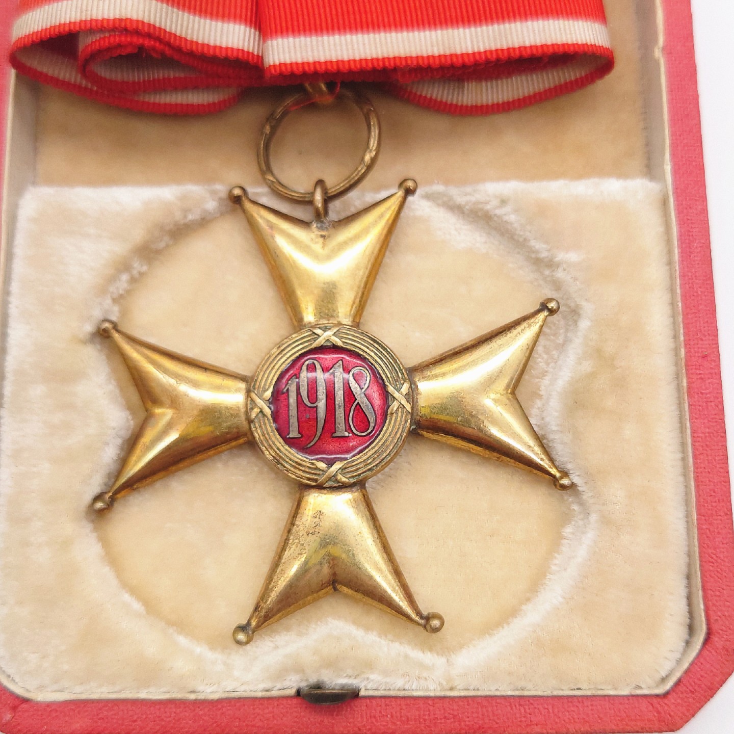 交易所6月11日群拍 波兰指挥官级复兴勋章（第二共和版）