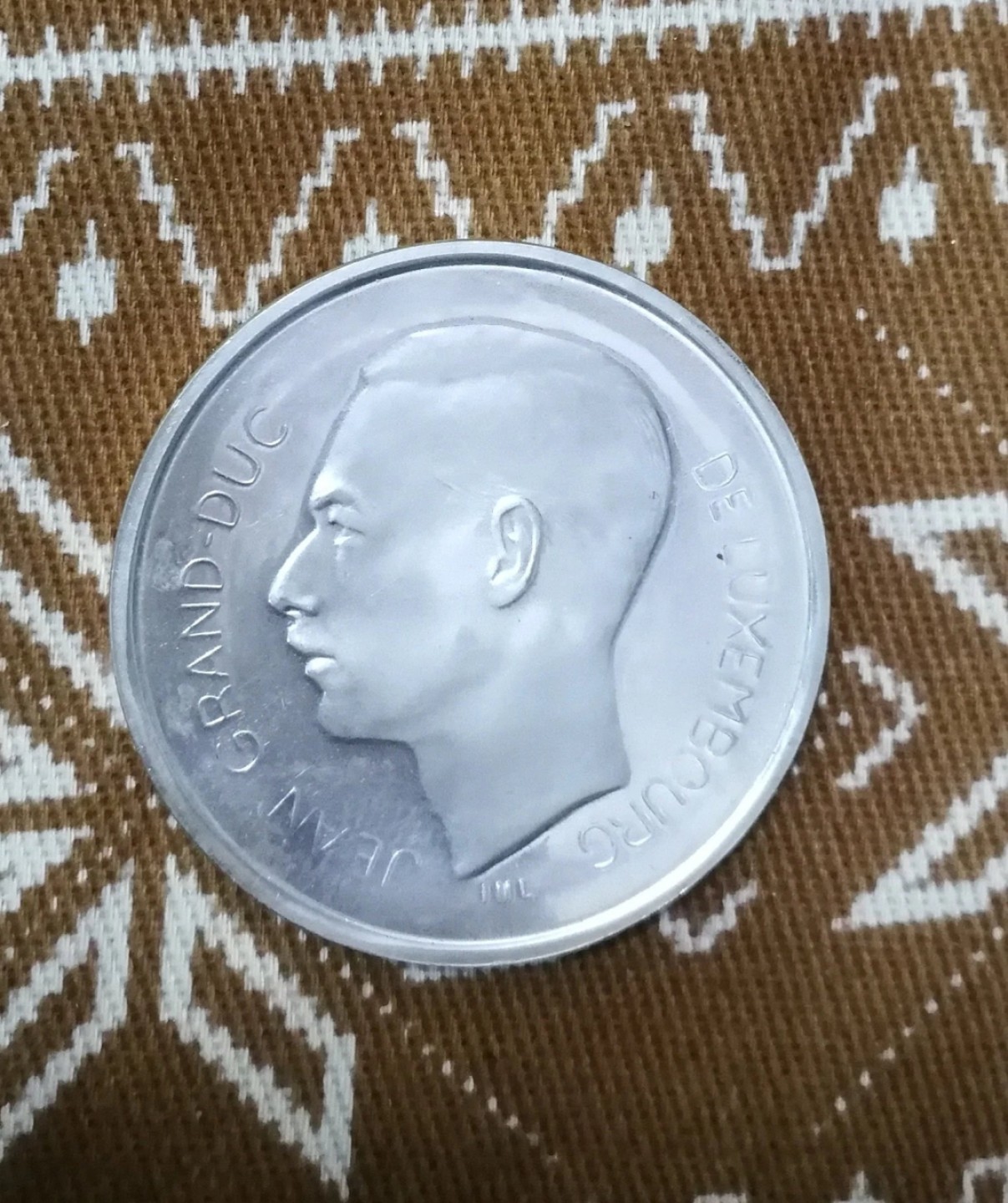 北京马甸外国钱币专卖微拍第七十八期，外国金银币专场，陆续上新，欢迎光临 1994年卢森堡发行二战胜利50周年纪念银币