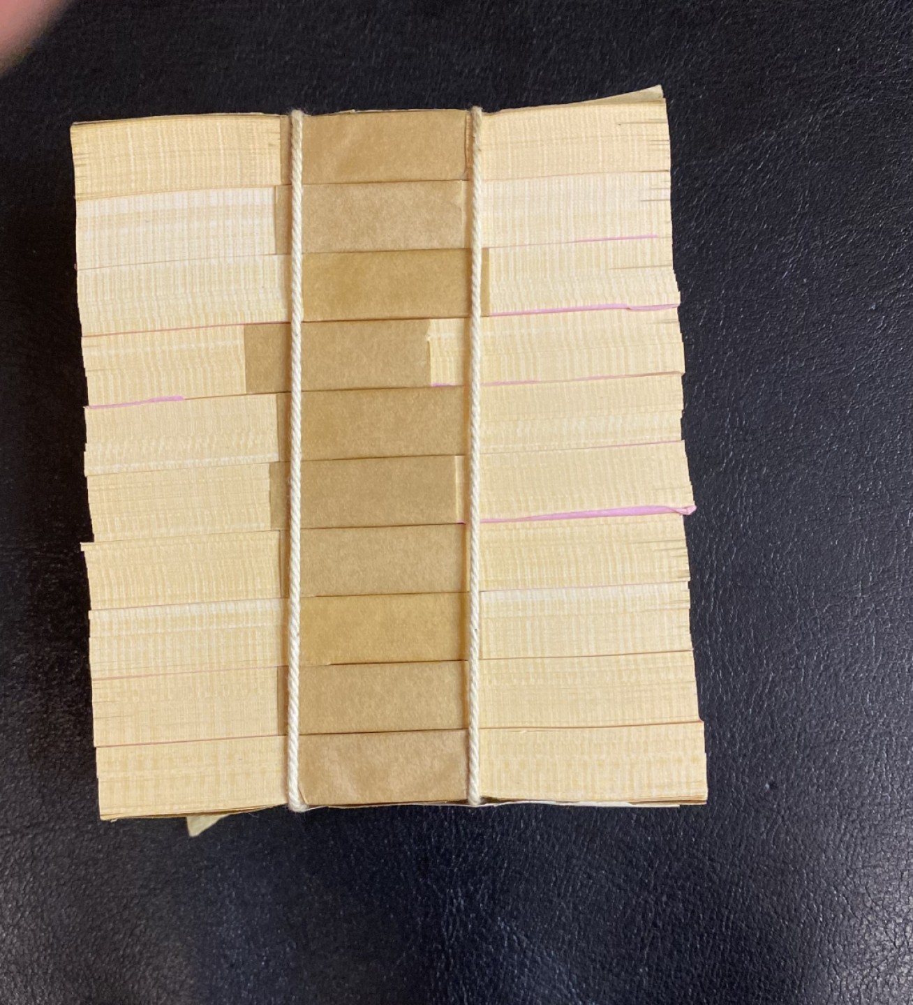 长赢钱币拍卖第一期 全场包邮免佣金 1953年壹分纸币汽车一捆 全新原票微油 一千张