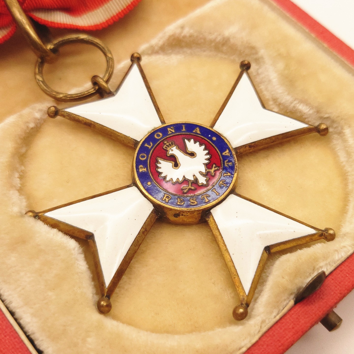 交易所6月11日群拍 波兰指挥官级复兴勋章（第二共和版）