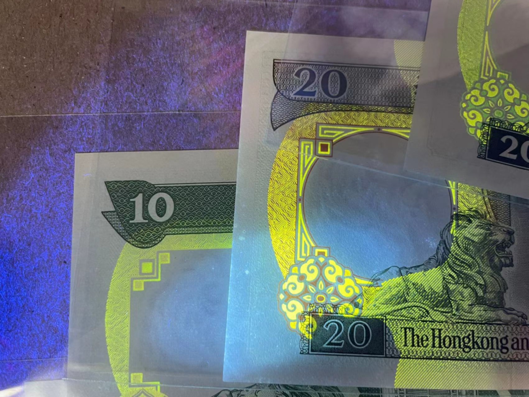 【Blue Auction】✨世界纸币精拍第190期【精】 【一组5张】香港 汇丰银行10-20-50-100元 全新UNC（有2张有荧光反应）