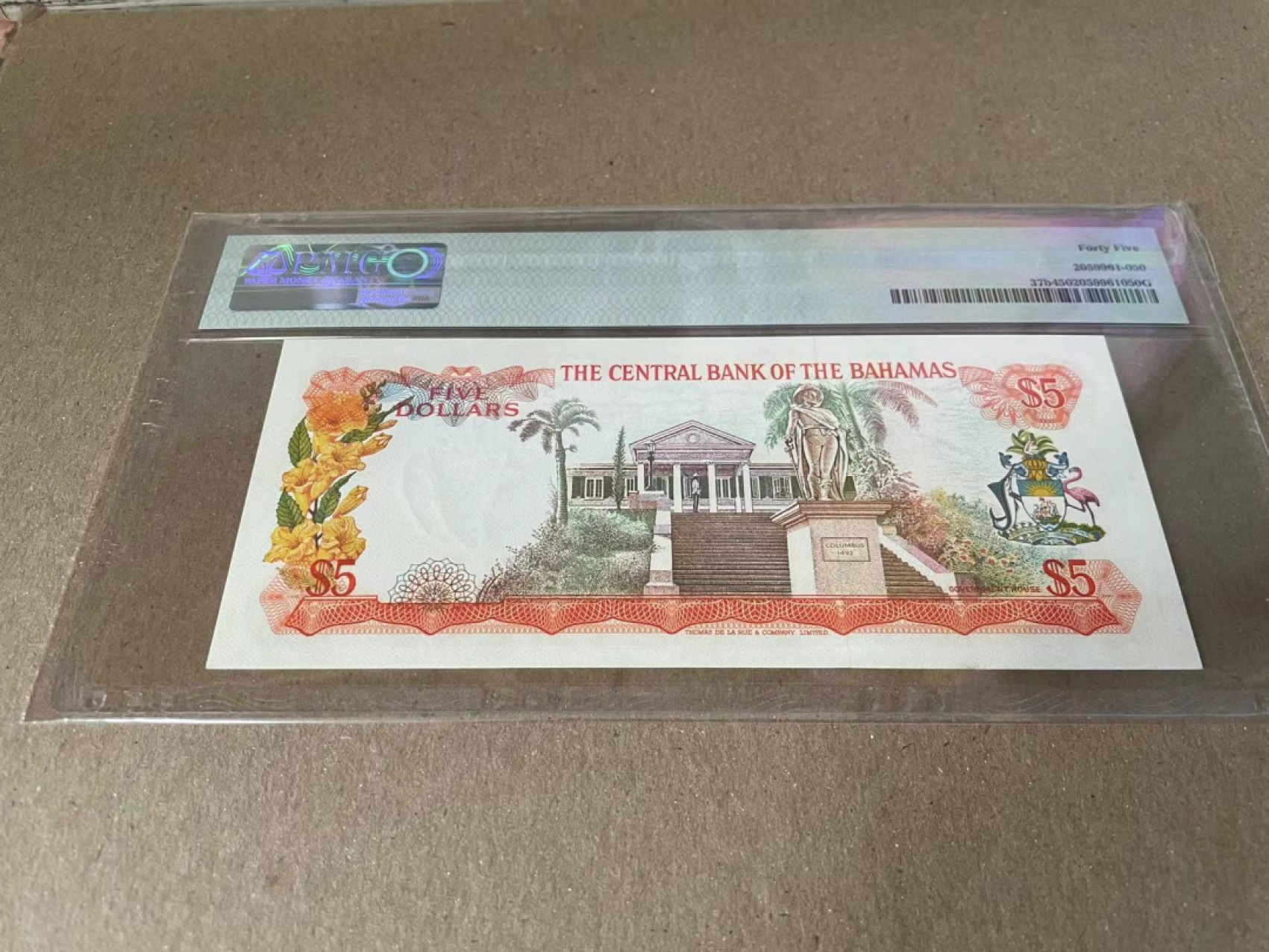 【Blue Auction】✨世界纸币精拍第190期【精】 巴哈马彩背 1974年5元 PMG45 女王