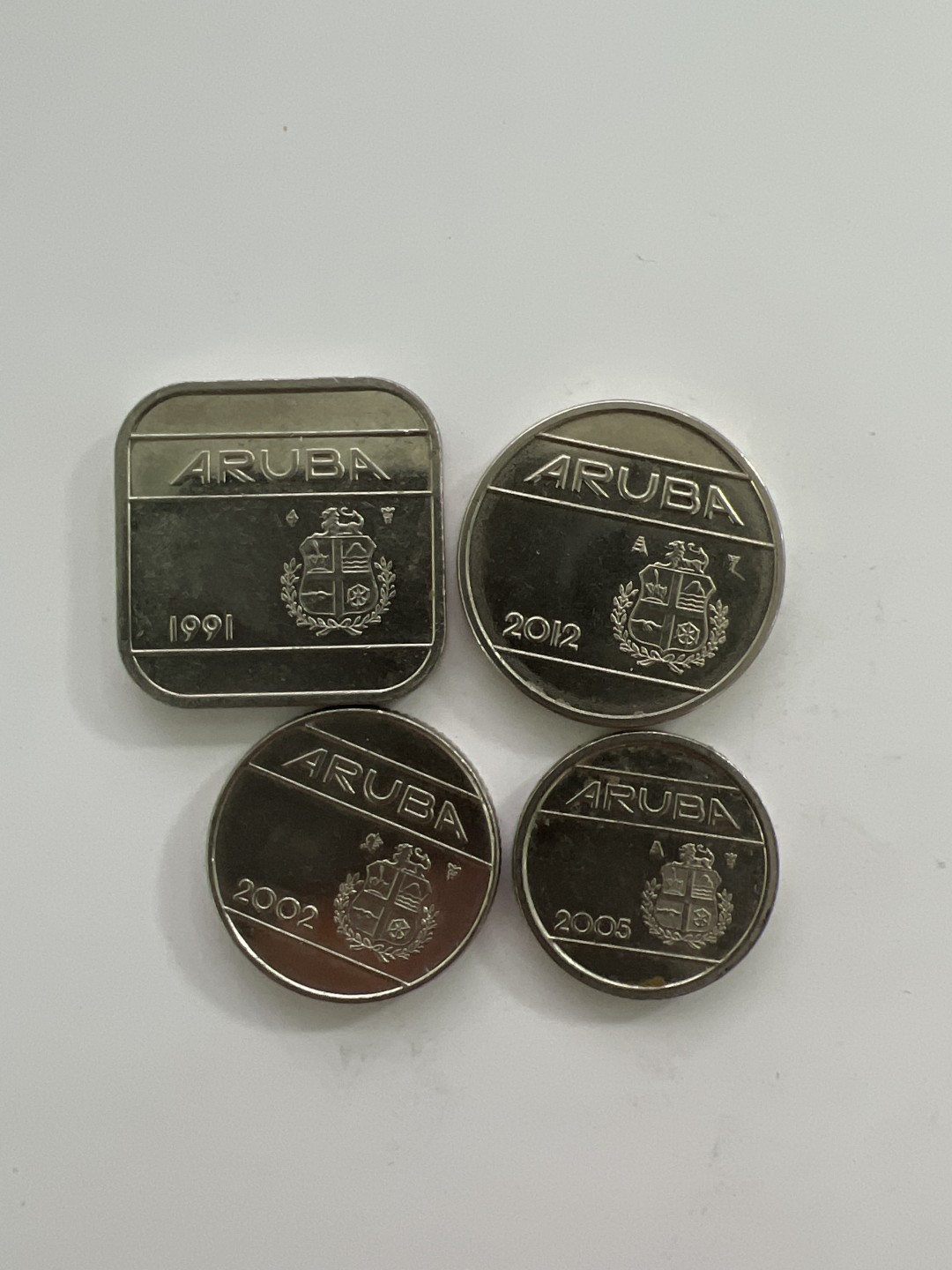 泡泡堂外币首拍 葡属阿鲁巴4个