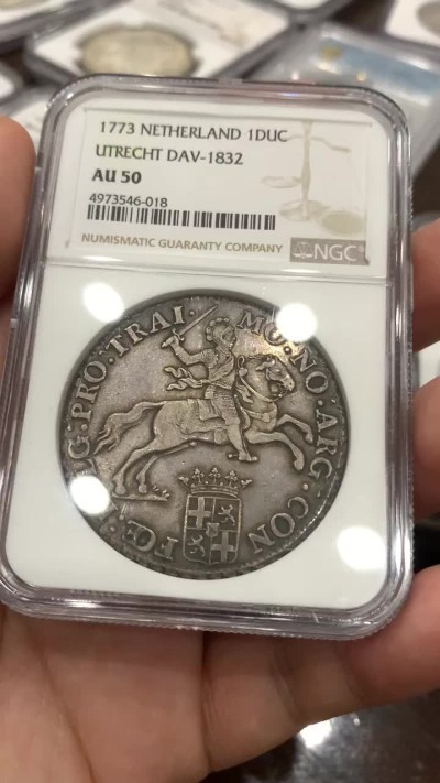 《竞宝斋》中天佳节（端午节特拍）6月12日-周日-第64场 NGC AU50 荷兰1773年 乌特勒支省 1杜卡特大银币 正反打制均匀 骑士的头盔及脸部清晰 原味包浆 值得收藏