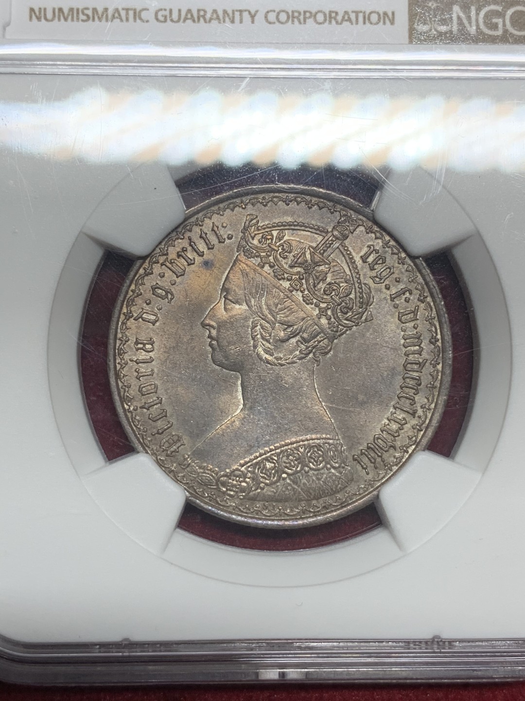 《竞宝斋》中天佳节（端午节特拍）6月12日-周日-第64场 NGC 唯一冠军 MS64 英国1878年哥特体 佛罗林2先令银币 深彩包浆 压印完整 丝绸般光泽 值得珍藏一枚毕业的品种