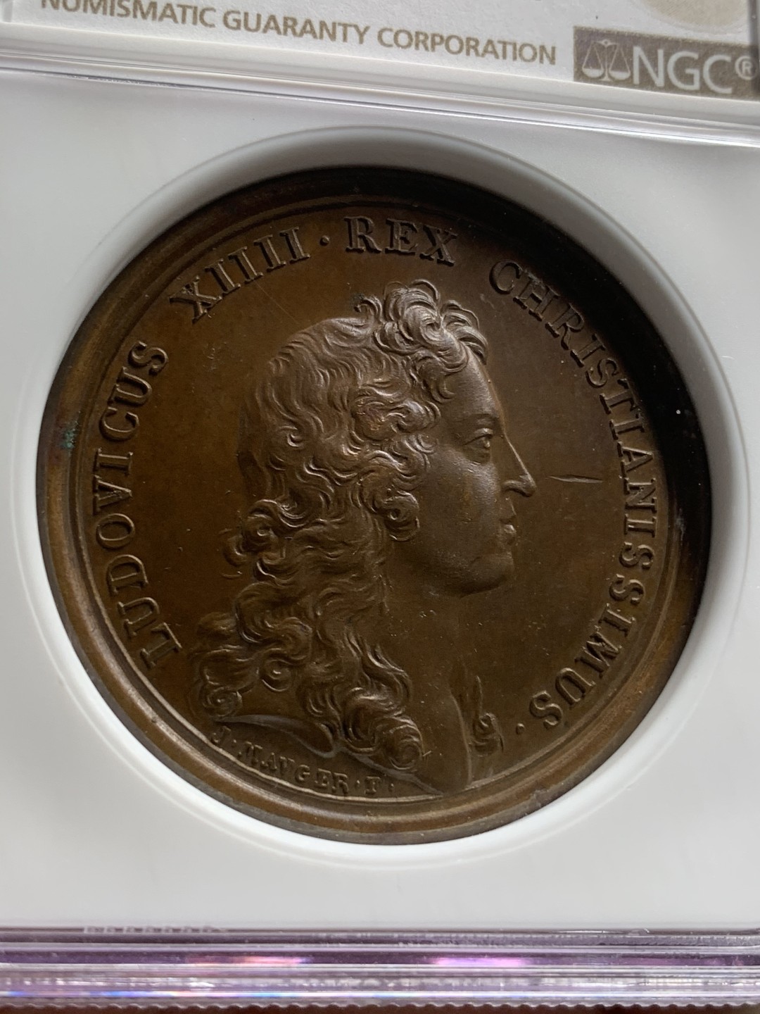 《竞宝斋》中天佳节（端午节特拍）6月12日-周日-第64场 NGC MS62 法国1654年路易十四攻占斯特奈纪念高浮雕精美铜章 巧克力包浆 加厚封装