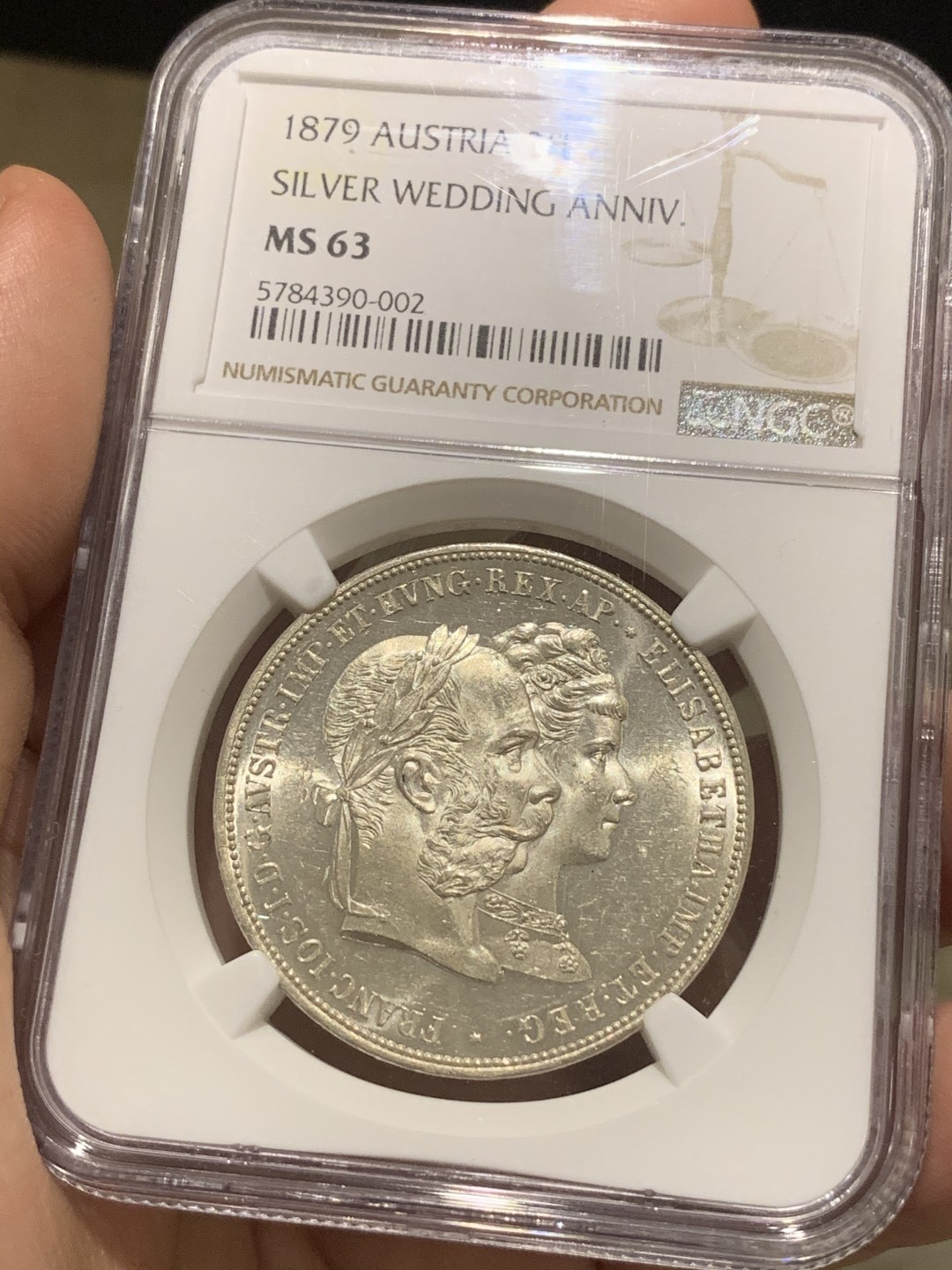 《竞宝斋》中天佳节（端午节特拍）6月12日-周日-第64场 NGC MS63 奥地利 1879年 弗朗茨和茜茜公主银婚 2弗洛林 银币  最热的品种 状态太好 描述词穷 见图 见视频吧