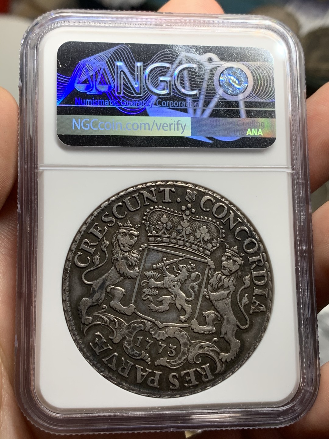 《竞宝斋》中天佳节（端午节特拍）6月12日-周日-第64场 NGC AU50 荷兰1773年 乌特勒支省 1杜卡特大银币 正反打制均匀 骑士的头盔及脸部清晰 原味包浆 值得收藏