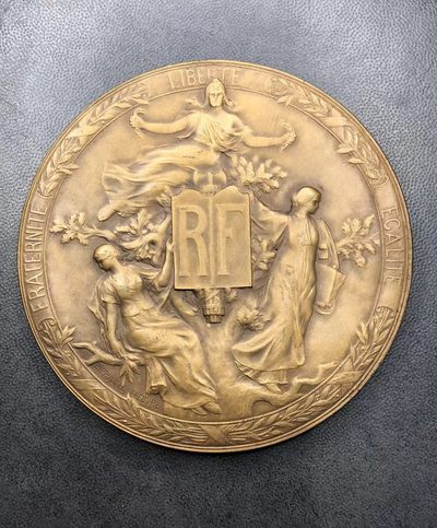 第二期欧洲新艺术麦朵尔 - 法国大革命50年