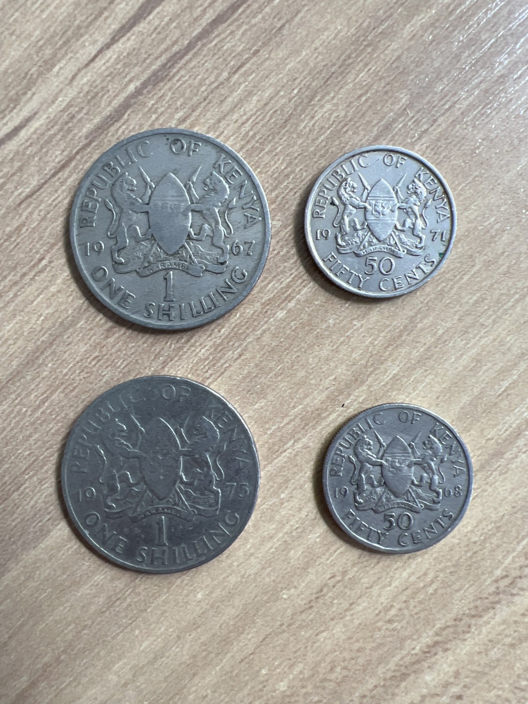 泡泡堂外币首拍 肯尼亚4枚套