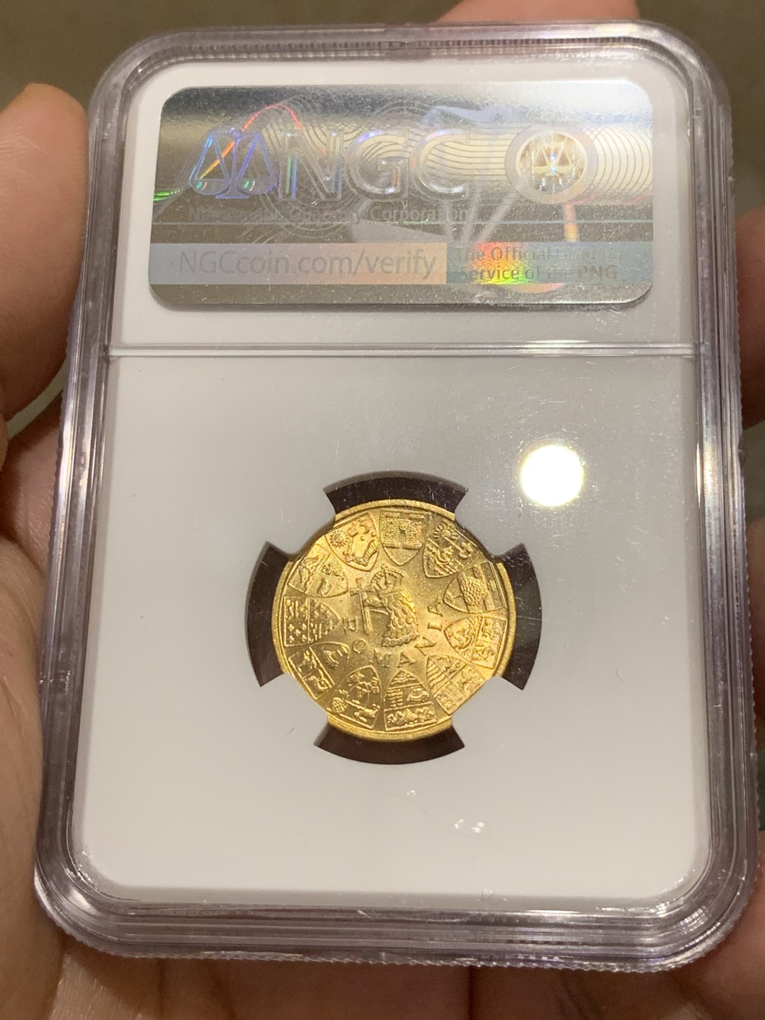 《竞宝斋》中天佳节（端午节特拍）6月12日-周日-第64场 NGC-MS64 罗马尼亚1944三国王金币上涨潜力品种今年4月HA拍卖到手要645美刀，现在国际邮路几乎停滞。喜欢罗马尼亚币的不容错过