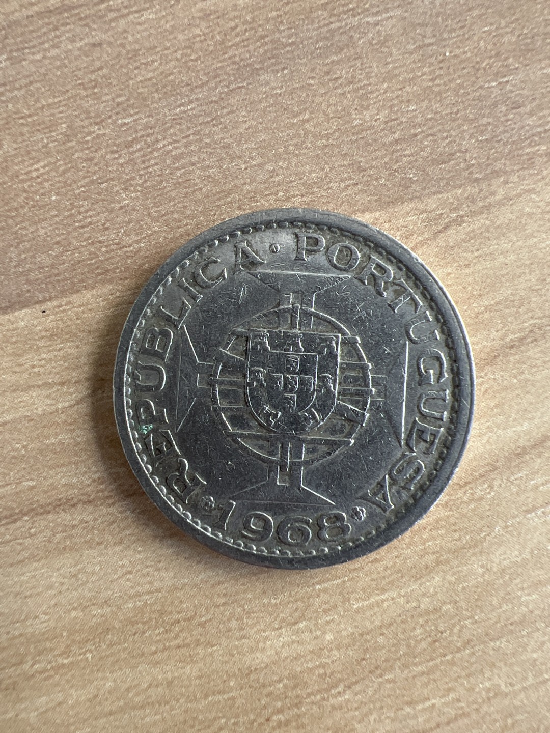 泡泡堂外币首拍 澳门1968年一元