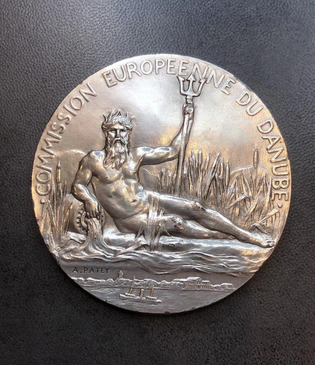 第四期新艺术麦朵尔 欧洲多瑙河委员会