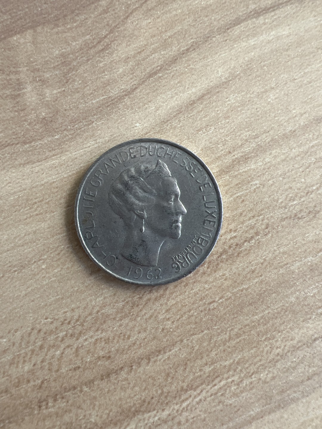 泡泡堂外币首拍 卢森堡1962年5F