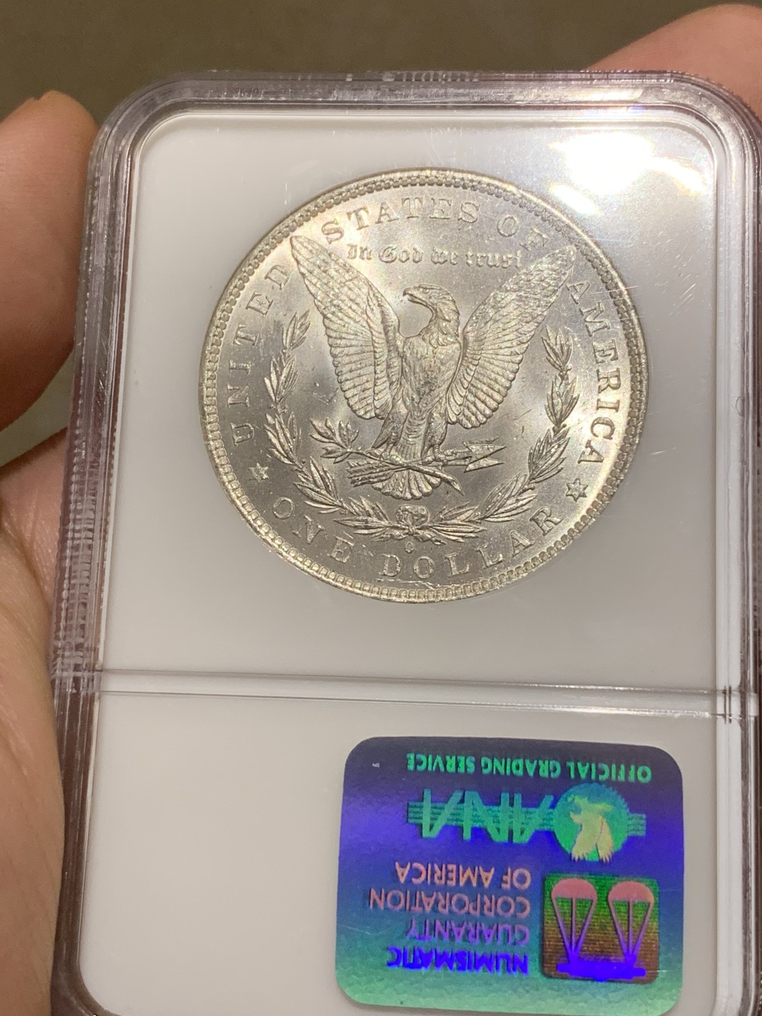 《竞宝斋》中天佳节（端午节特拍）6月12日-周日-第64场 NGC-MS65 美国1883 O版摩根 光度很不错 凝霜白净 老盒保存的这么好不容易