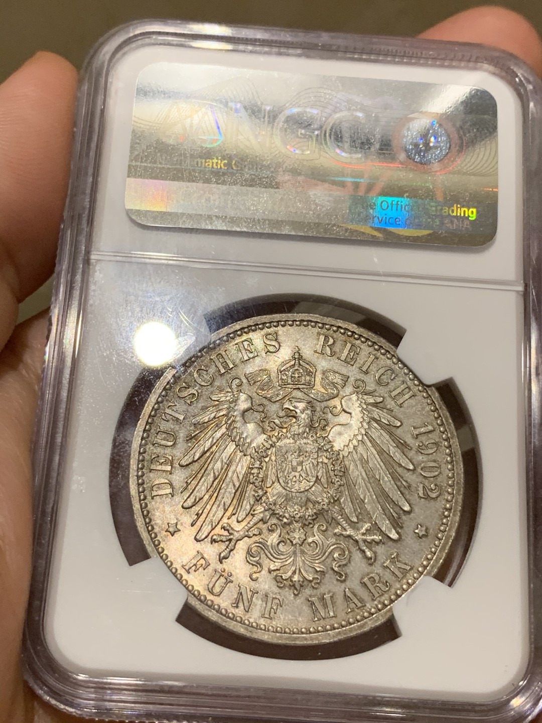 《竞宝斋》中天佳节（端午节特拍）6月12日-周日-第64场 NGC 冠军分 MS66 德国 1902年 巴登 弗里德里希一世 5马克大银币 银发苍苍 光泽凝霜完美  老评级号严评，投资 收藏两相宜