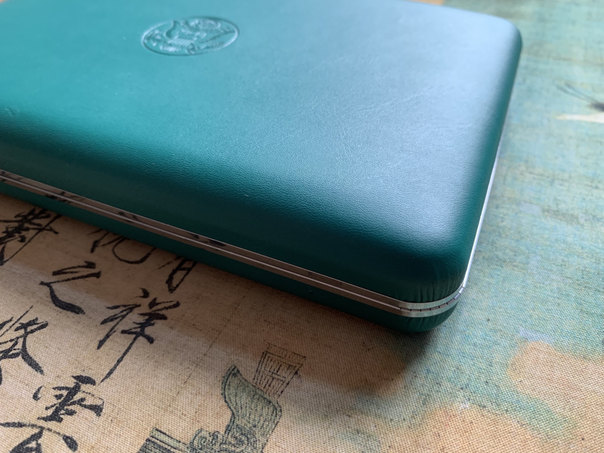 《竞宝斋》中天佳节（端午节特拍）6月12日-周日-第64场 美国 1996年 亚特兰大 奥运会 精制 1美元 银币 8枚套，原盒带证书 保存的非常好 非常少见的一套 单枚重量26.73克 900银