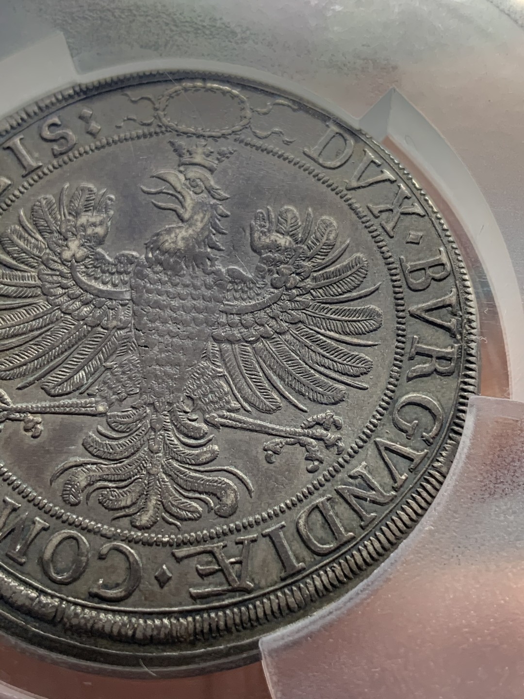 《竞宝斋》中天佳节（端午节特拍）6月12日-周日-第64场 PCGS AU50 神圣罗马帝国 1626年 利奥波德五世和美第奇大公大婚 2泰勒银币（重57） 纯黑深五彩包浆 没有铸裂，双面全深打 难得品相