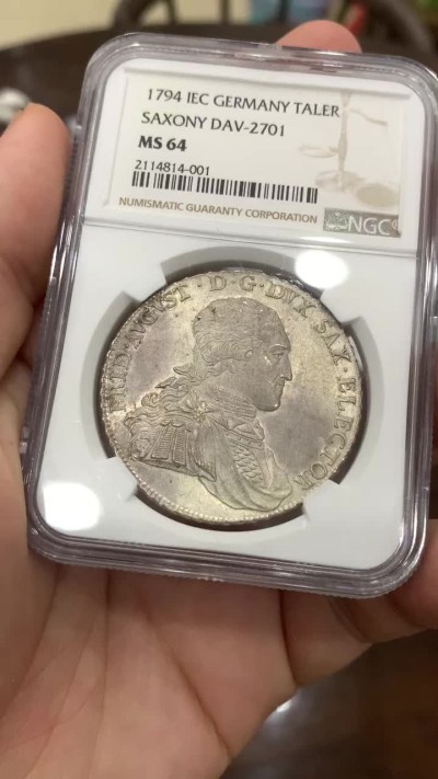 《竞宝斋》中天佳节（端午节特拍）6月12日-周日-第64场 NGC 唯一冠军 德国 1794年IEC版 萨克森泰勒大银币 底板凝霜 深打状态 鳞状纹饰清晰 没有同款弱打偏打减重痕迹等问题，值得拥有