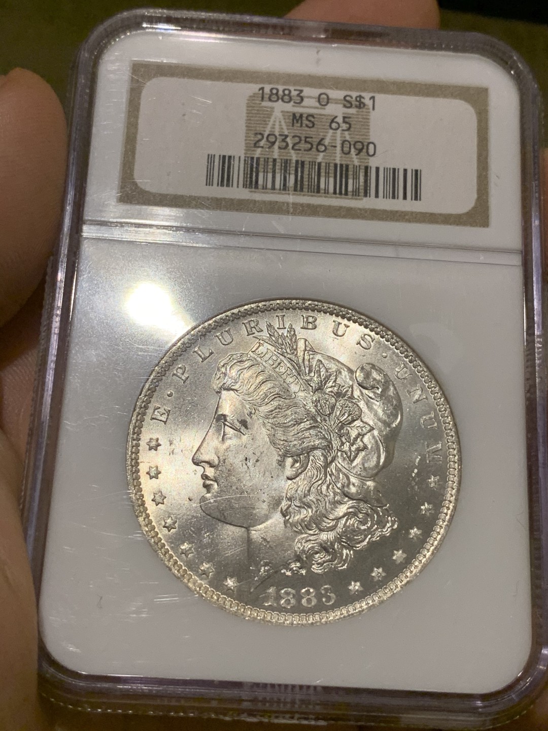 《竞宝斋》中天佳节（端午节特拍）6月12日-周日-第64场 NGC-MS65 美国1883 O版摩根 光度很不错 凝霜白净 老盒保存的这么好不容易