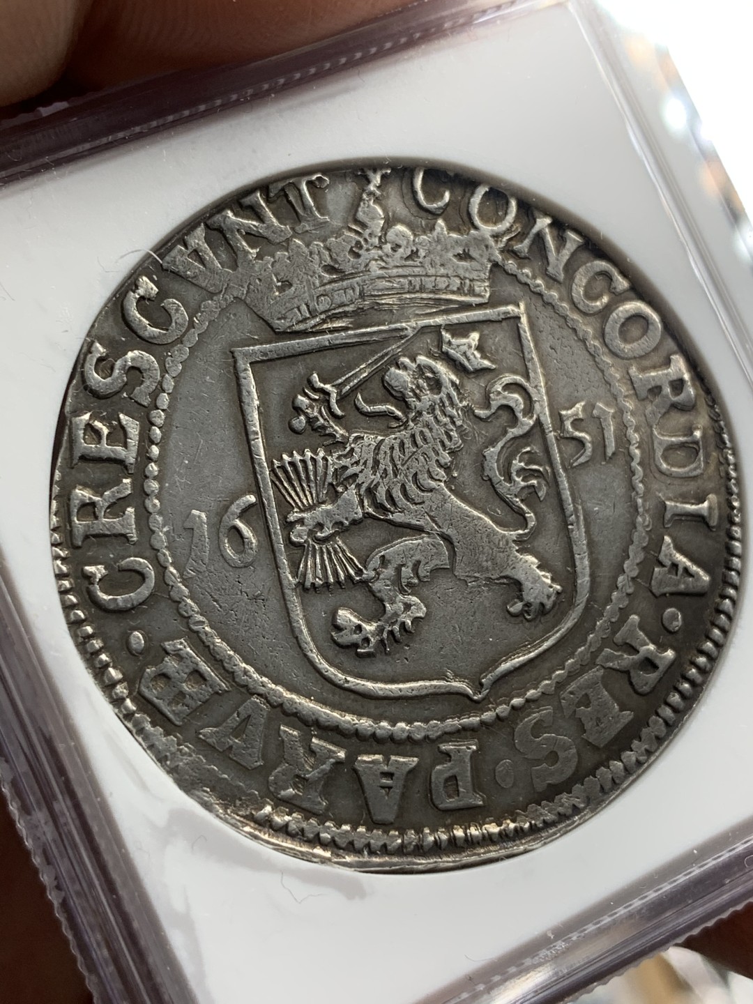 《竞宝斋》中天佳节（端午节特拍）6月12日-周日-第64场 NGC-XF 荷兰 1651年 武士持剑和荷兰省盾牌 杜卡特大银币 比晚期的那几个品种都稀少很多