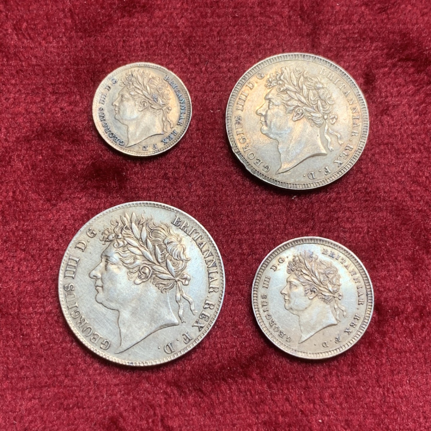 《竞宝斋》中天佳节（端午节特拍）6月12日-周日-第64场 英国 1824年 乔治四世 盒装濯足币 特年 R级珍惜度 乔四洗脚币 比较难遇的品种