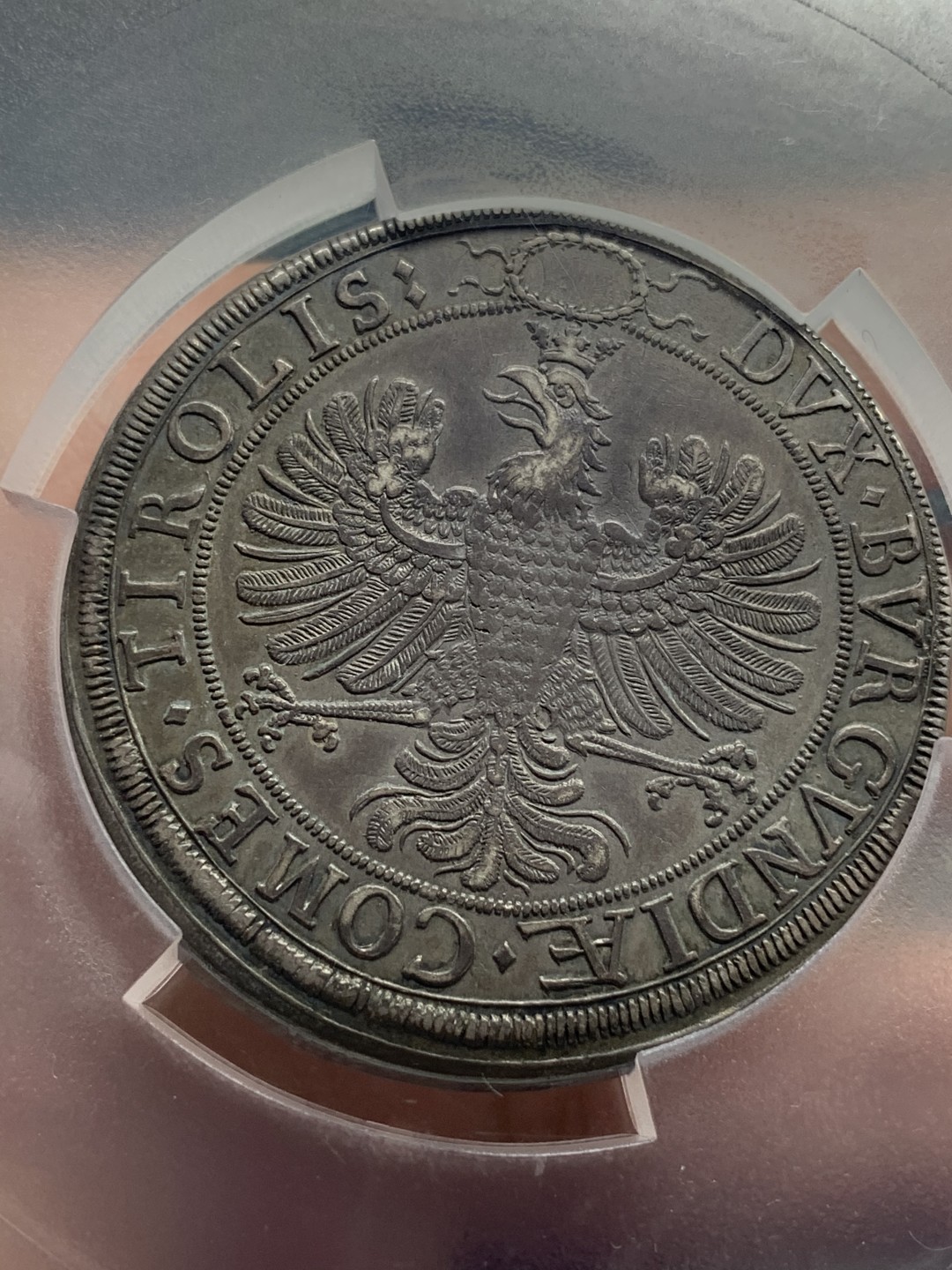 《竞宝斋》中天佳节（端午节特拍）6月12日-周日-第64场 PCGS AU50 神圣罗马帝国 1626年 利奥波德五世和美第奇大公大婚 2泰勒银币（重57） 纯黑深五彩包浆 没有铸裂，双面全深打 难得品相