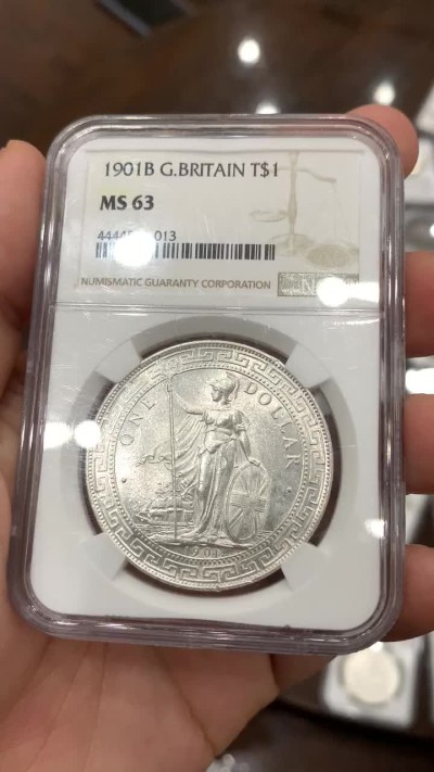 《竞宝斋》中天佳节（端午节特拍）6月12日-周日-第64场 NGC-MS63 英国1901年站洋银币 维多利亚女王时期 孟买铸造 当时英国主要的贸易银元 流通较广 高分也相对难得 这枚细节年份不错