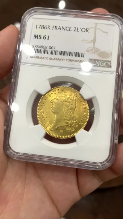 《竞宝斋》中天佳节（端午节特拍）6月12日-周日-第64场 NGC MS61 1786年法国路易十六2金路易 深打无减重，在同期法国币中非常难得，同分中的战斗机，15.3克，917金