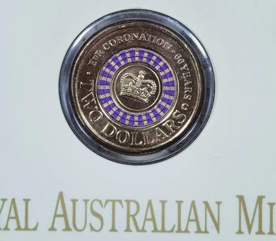 北京马甸外币专卖微拍第七十七期，非贵金属外国纪念币，流通币专场，陆续上新欢迎关注 - 2013年澳大利亚英女皇登基60周年2元卡装纪念币，澳大利亚2元纪念币中的精品，行情价2000多元人民币，1500元起拍，试试水啦，