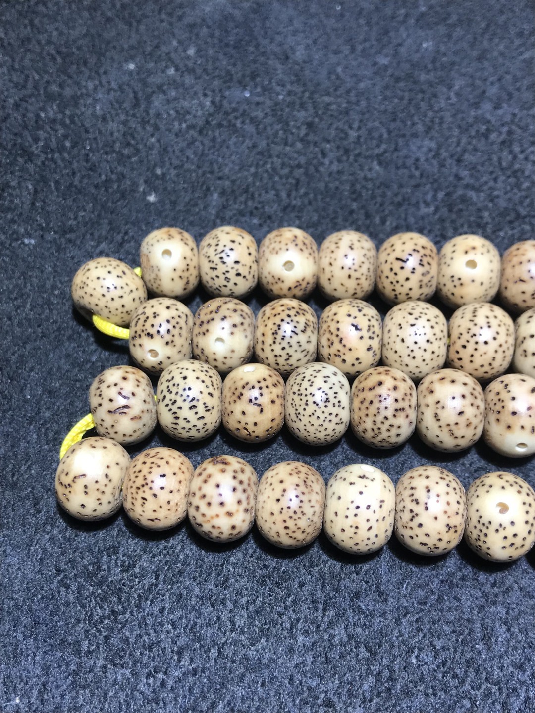 星月菩提108苹果圆手串一条，