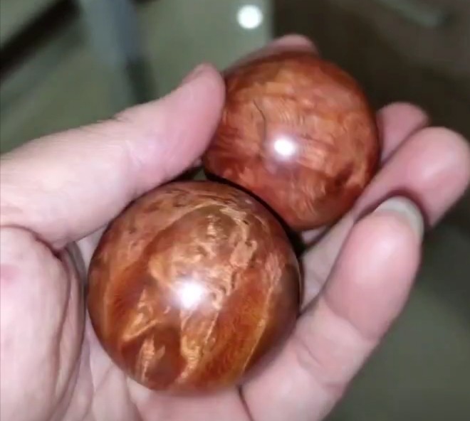 精品火琉璃满花保健球