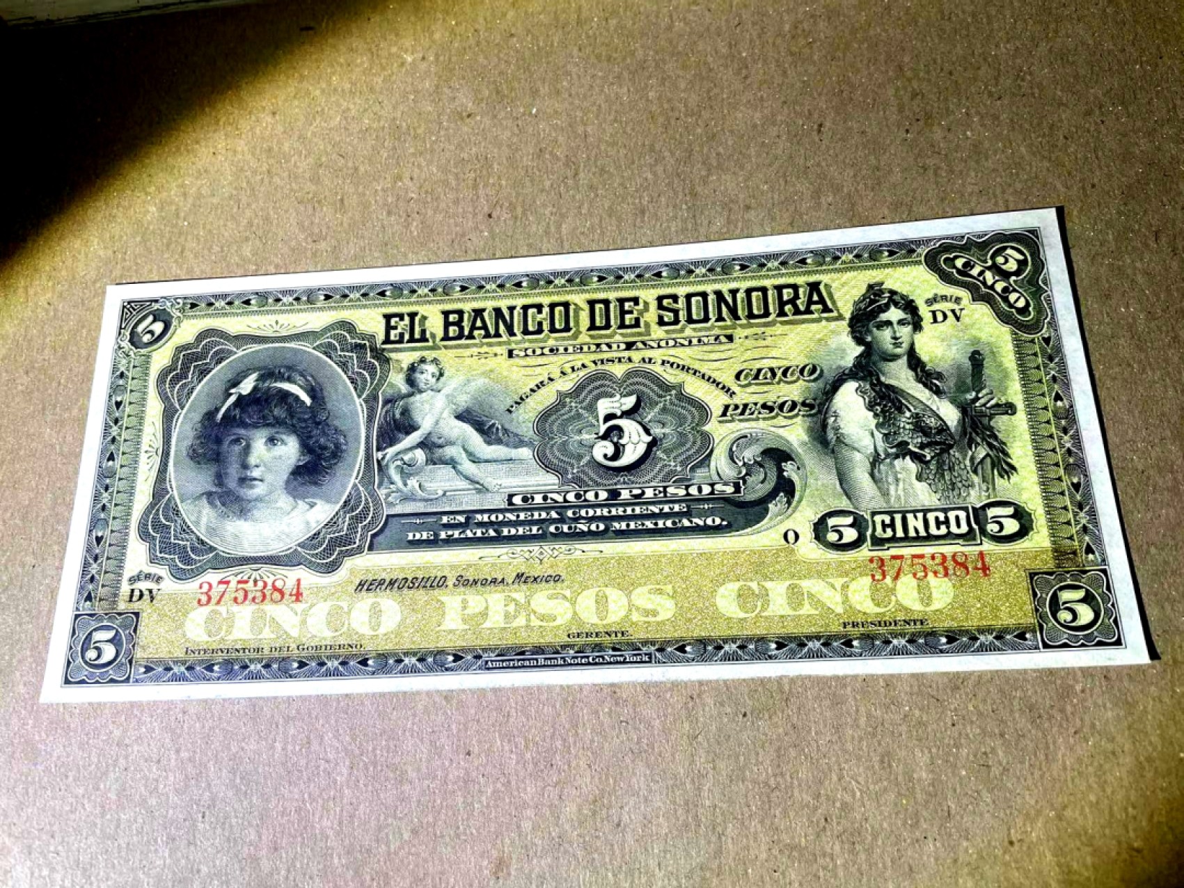 【Blue Auction】✨世界纸币精拍第192期——大蚂蚁&大胡子 【百年风云】墨西哥 1911年5比索 雕刻非常漂亮 小女孩 天使 执剑女神 全新UNC