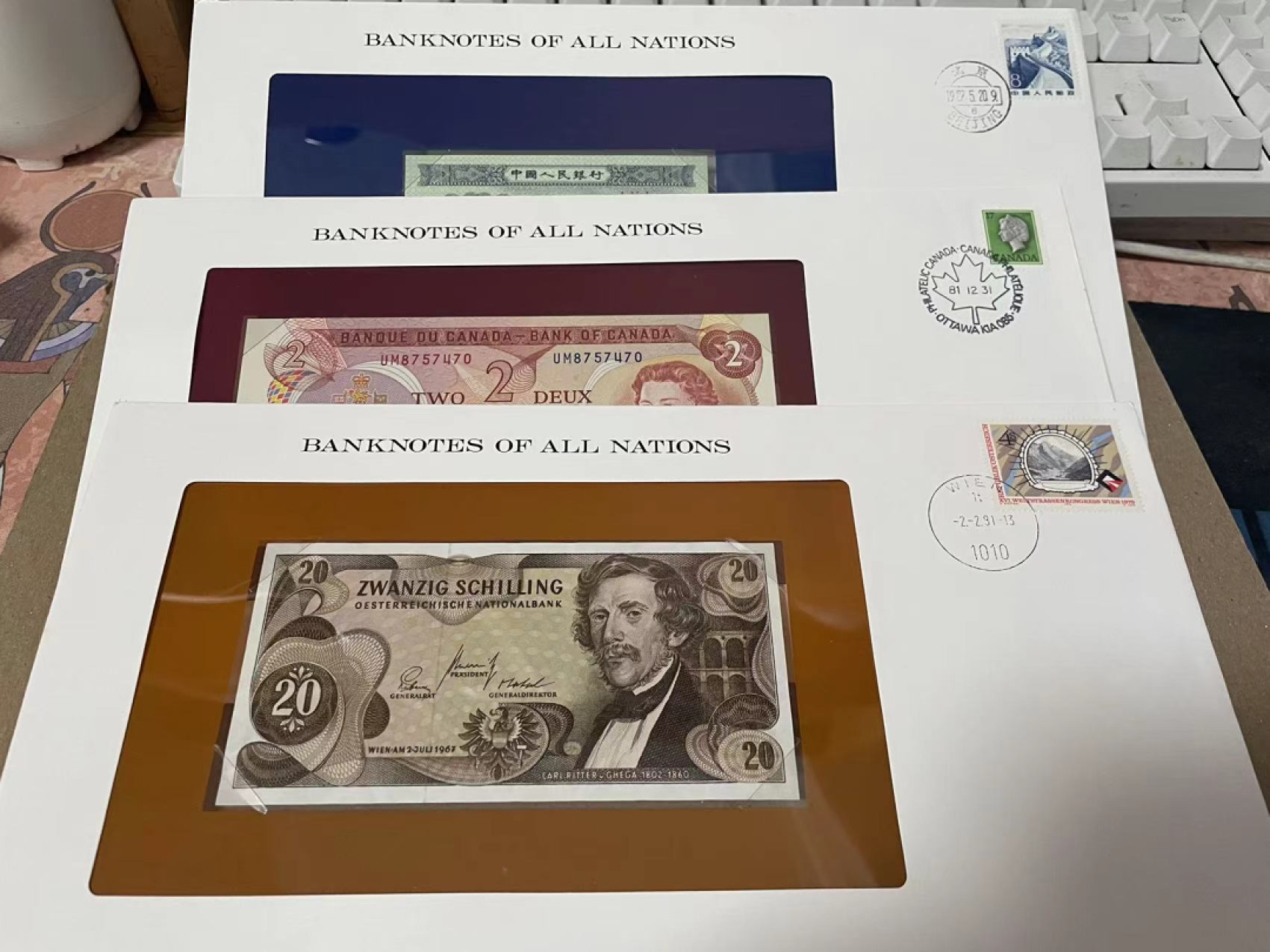 【Blue Auction】✨世界纸币精拍第192期——大蚂蚁&大胡子 【一组3张】奥地利、加拿大、中国邮币封一组（外包装可能有瑕疵）
