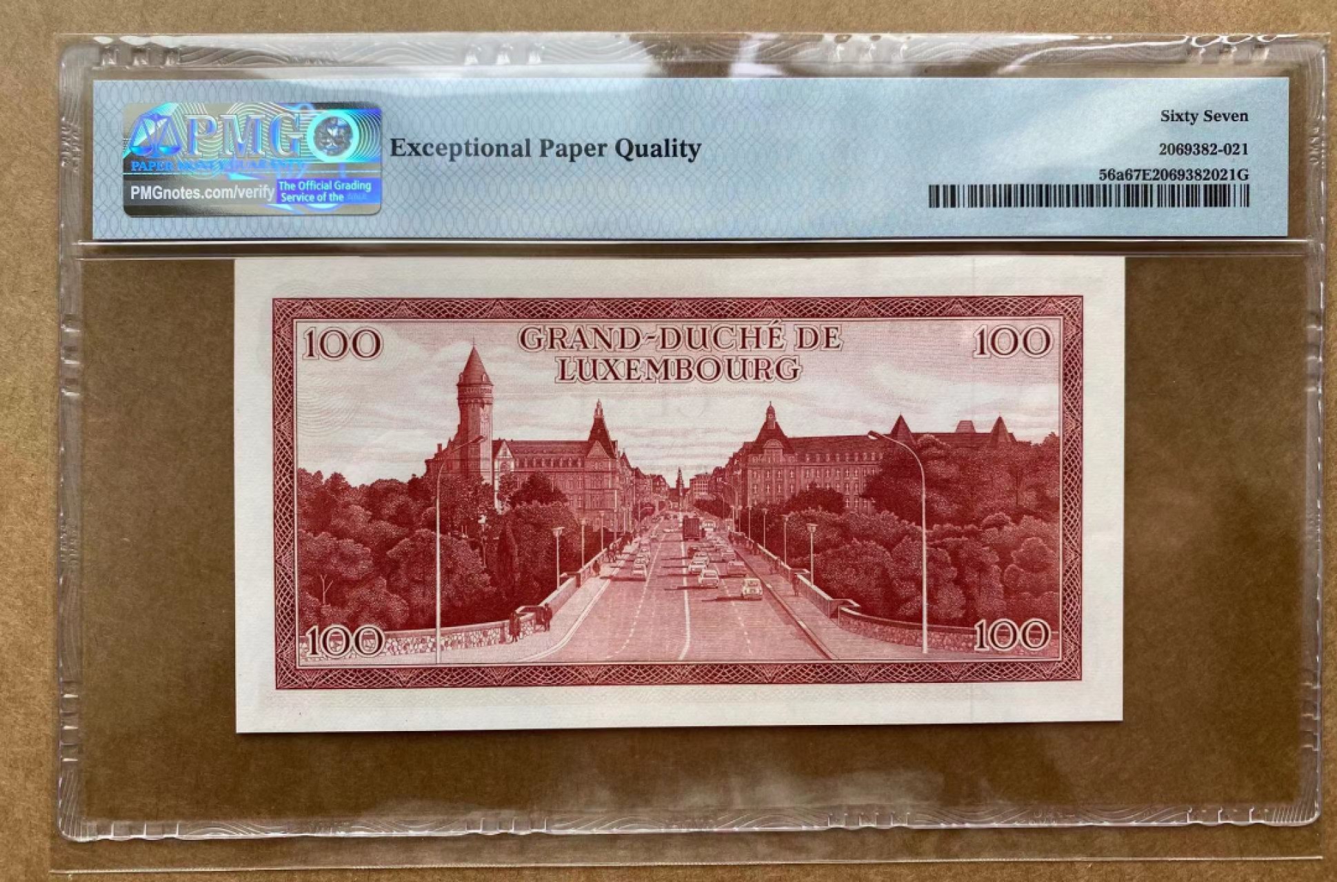 【Blue Auction】✨世界纸币精拍第192期——大蚂蚁&大胡子 卢森堡 1970年100法郎 PMG67EPQ 高分 背面大场景 