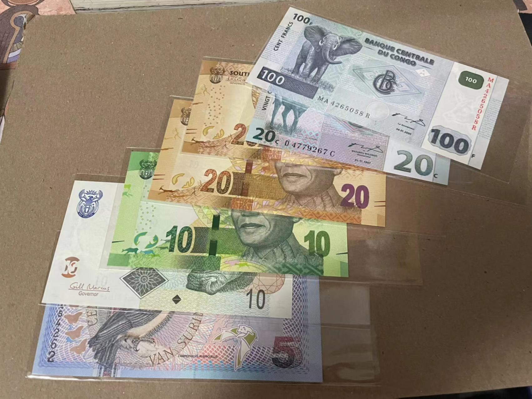 【Blue Auction】✨世界纸币精拍第192期——大蚂蚁&大胡子 【一组7张】刚果、南非、苏里南纸币一组 全新UNC