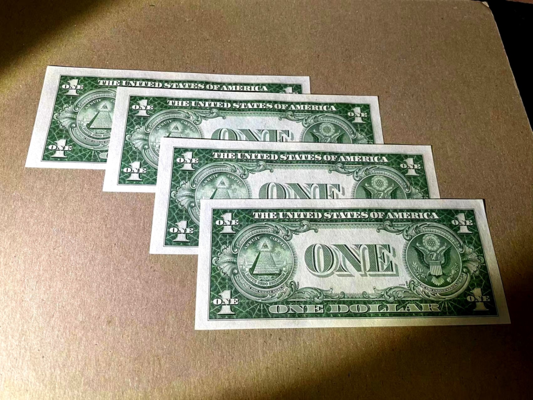 【Blue Auction】✨世界纸币精拍第192期——大蚂蚁&大胡子 【一组4张】美国 1935C 1美金 银币券 全新UNC