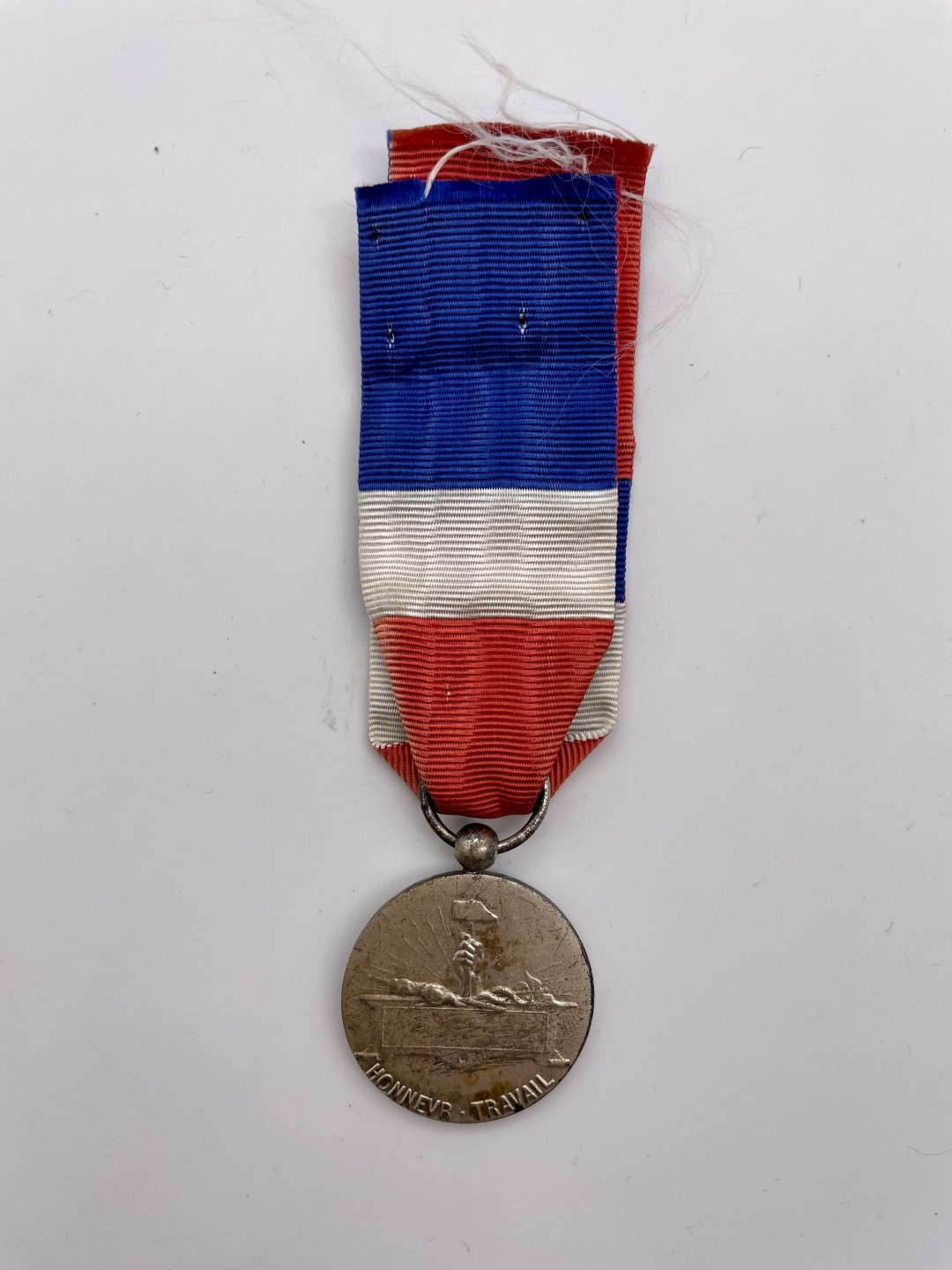 勋章奖章交易所6月18日英王专场 法国工业部奖章