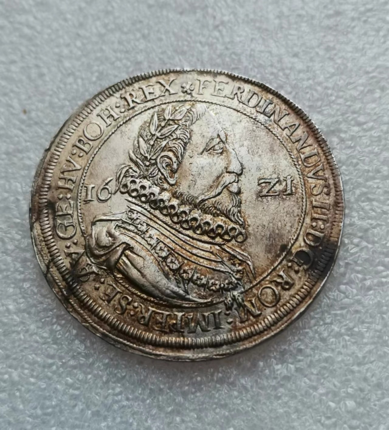 瓶子🏺第43期拍卖会 神圣罗马帝国1621年斐迪南二世1泰勒大银币 稀少版