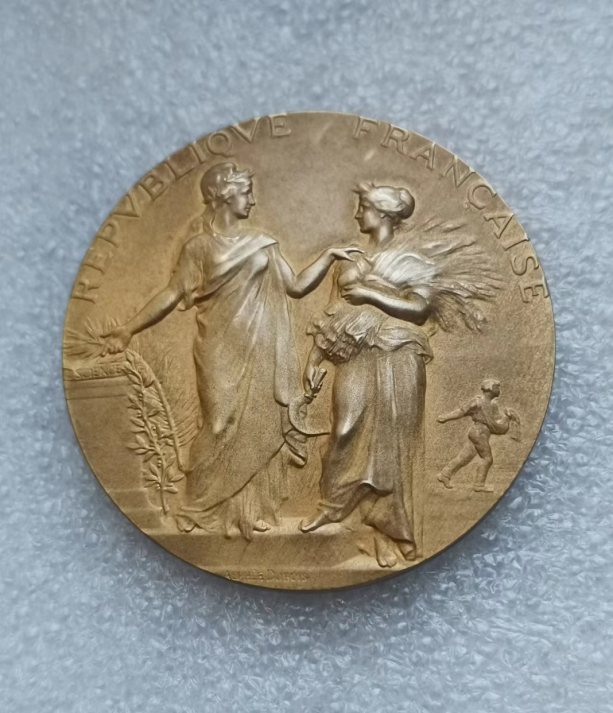 瓶子🏺第43期拍卖会 法国1925年农业部农业女神镀金银章（丰饶角2A）