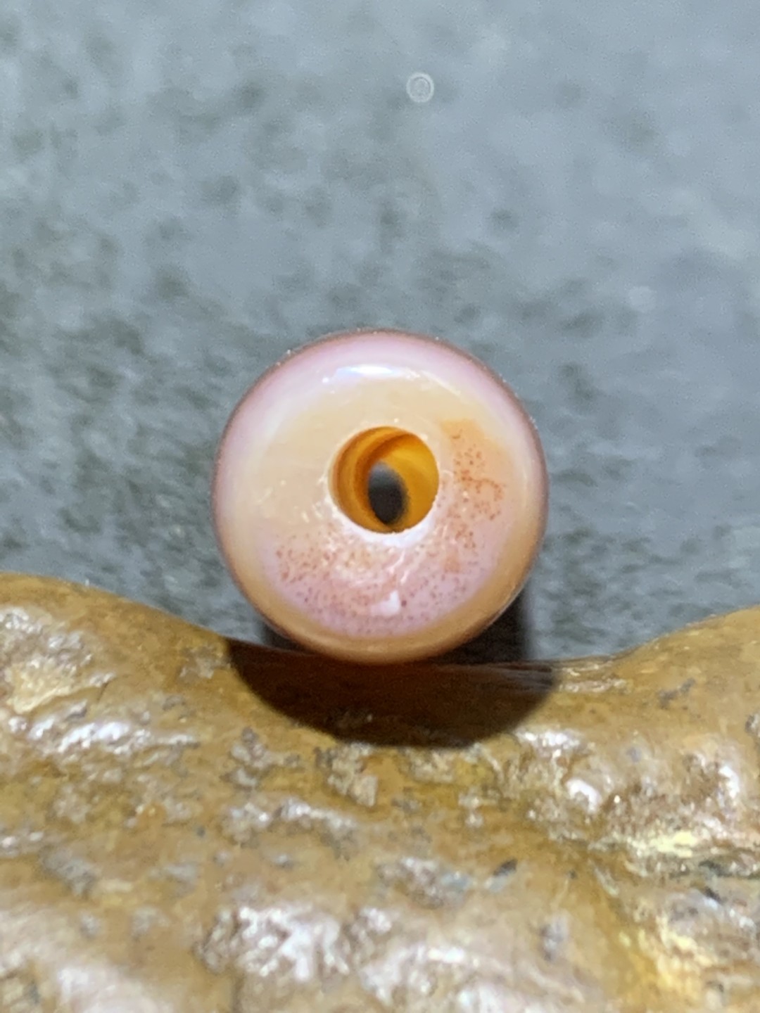 精美千层纹缠丝玛瑙直桶，桶珠一个